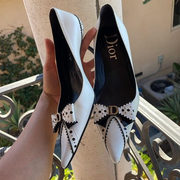 Christian Dior White/Black Leather And Patent Studded pumps - Picture 10 of 15
